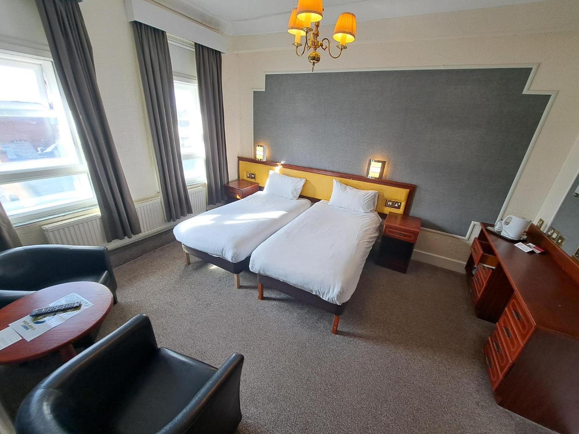 סאות'פורט Scarisbrick Hotel מראה חיצוני תמונה