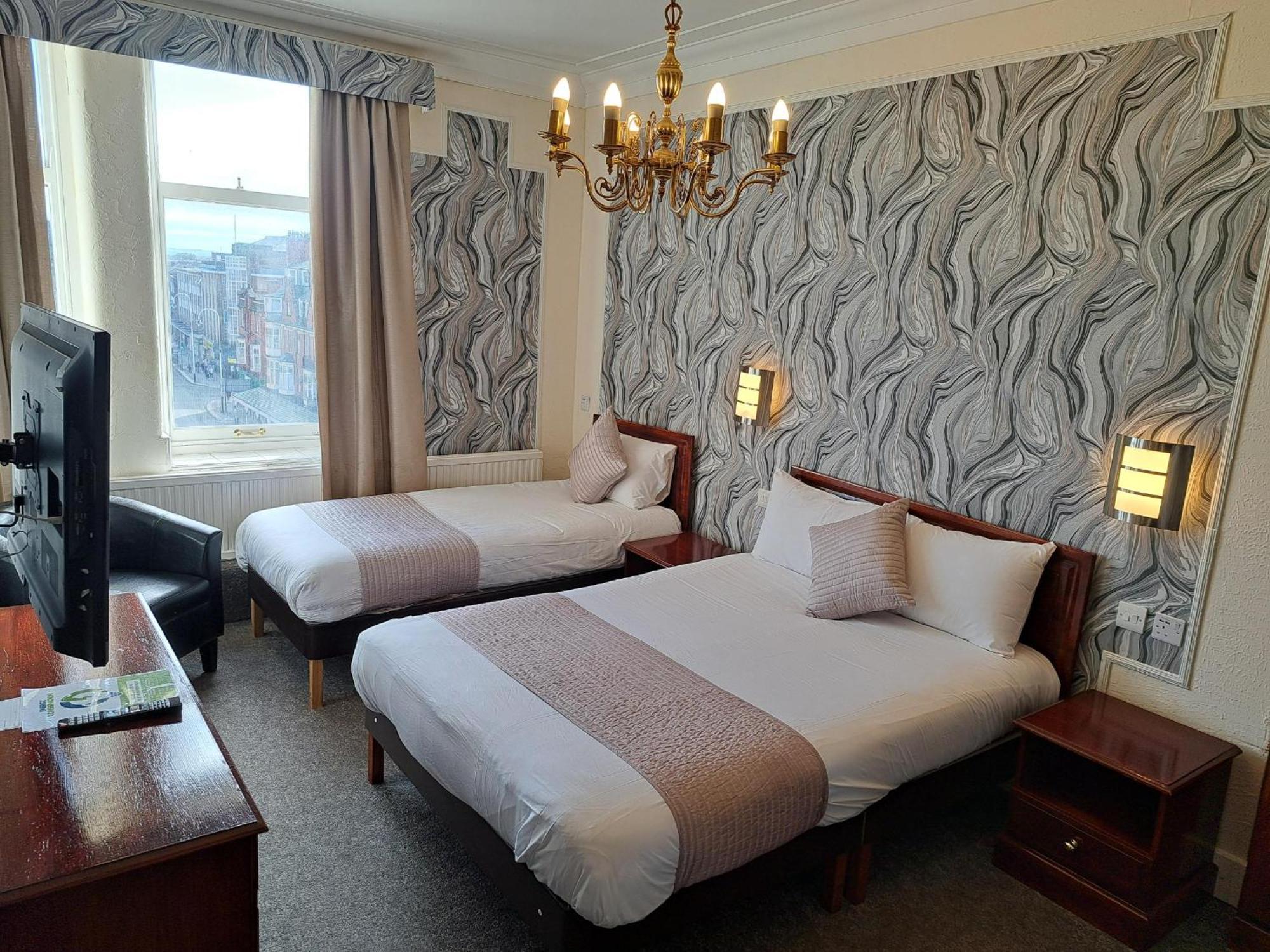 סאות'פורט Scarisbrick Hotel מראה חיצוני תמונה